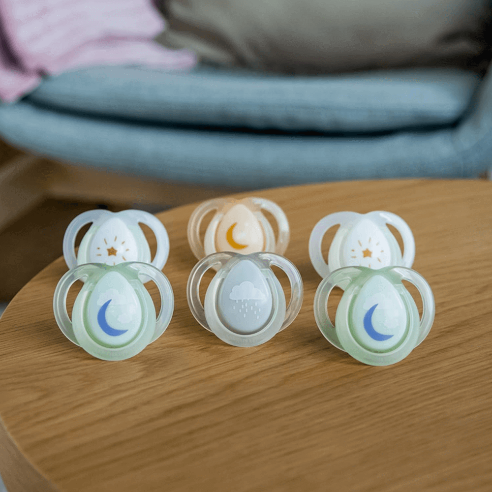 Tommee Tippee Night Time Soothers 2 Pack