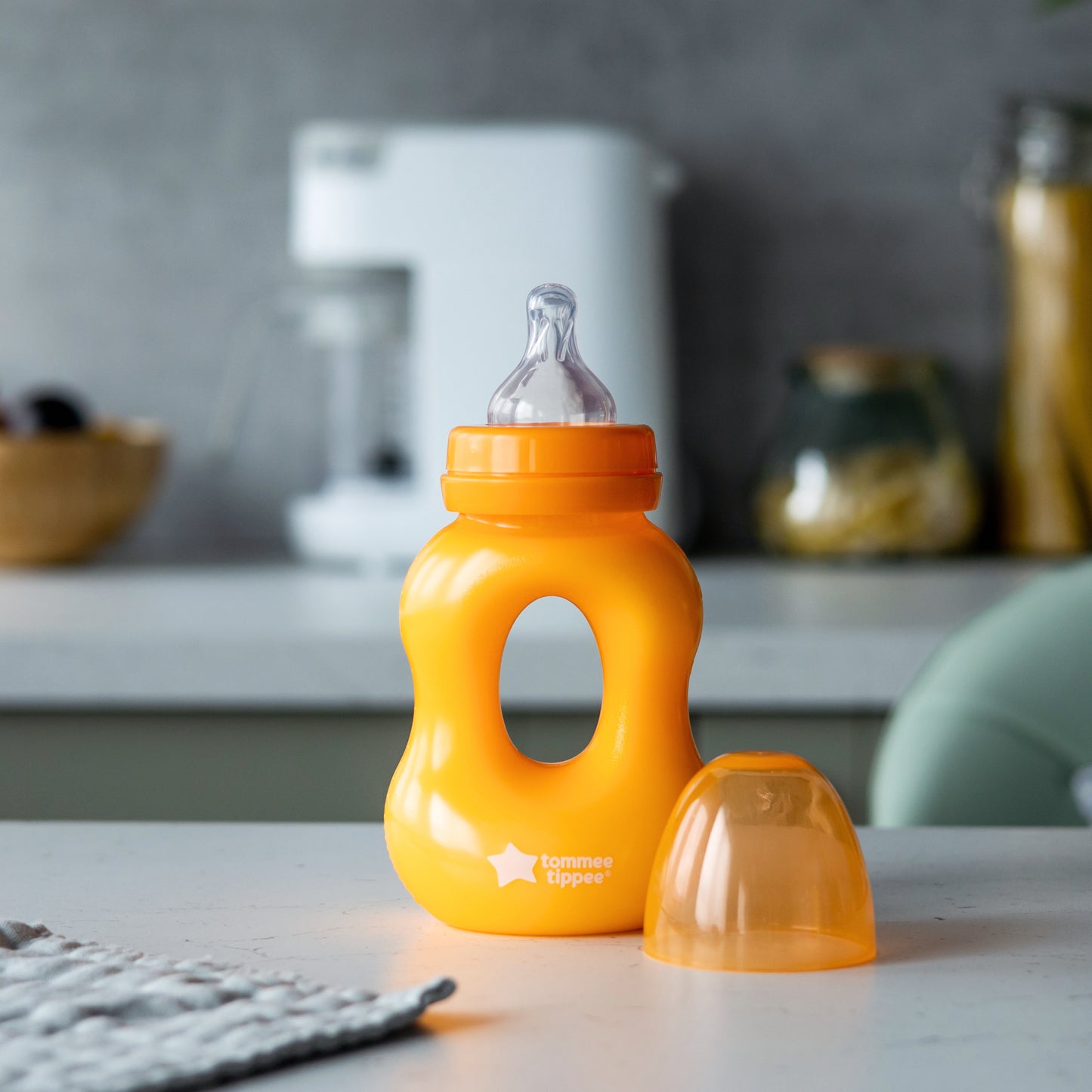 Essentials Nipper Gripper Bottle