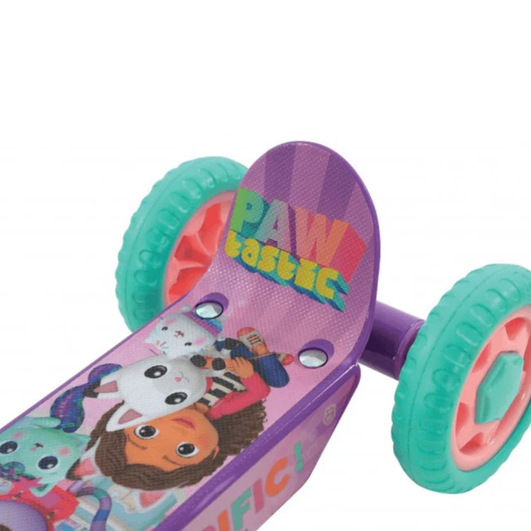 Gabby's Dollhouse Tri Scooter and Helmet Bundle