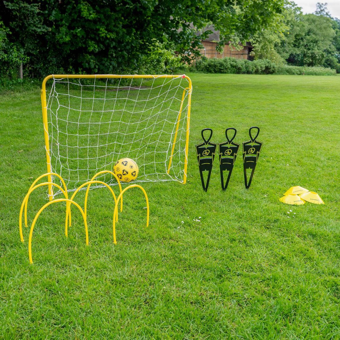 Kickmaster Ultimate Football Challenge set
