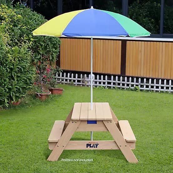 Hedstrom Play Sand, Water, and ball play table and Bench