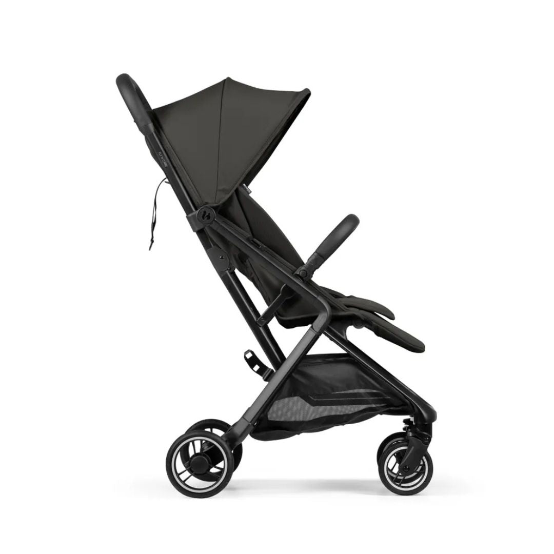 Hauck Fly N Care Ultra-Compact Travel Pushchair with Auto Fold and Car Seat Adapter – Suitable from Birth to 22 kg