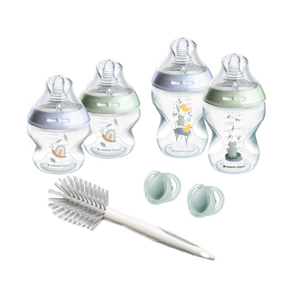 Tommee Tippee Newborn Feeding & Nursery Essentials Bundle – Steriliser, Bottle Starter Set-Blue, Bottle Warmer & Nappy Disposal System