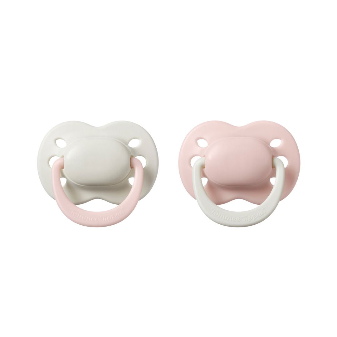Tommee Tippee Newborn Soother, 0–2 Months, 2 Pack- Girl