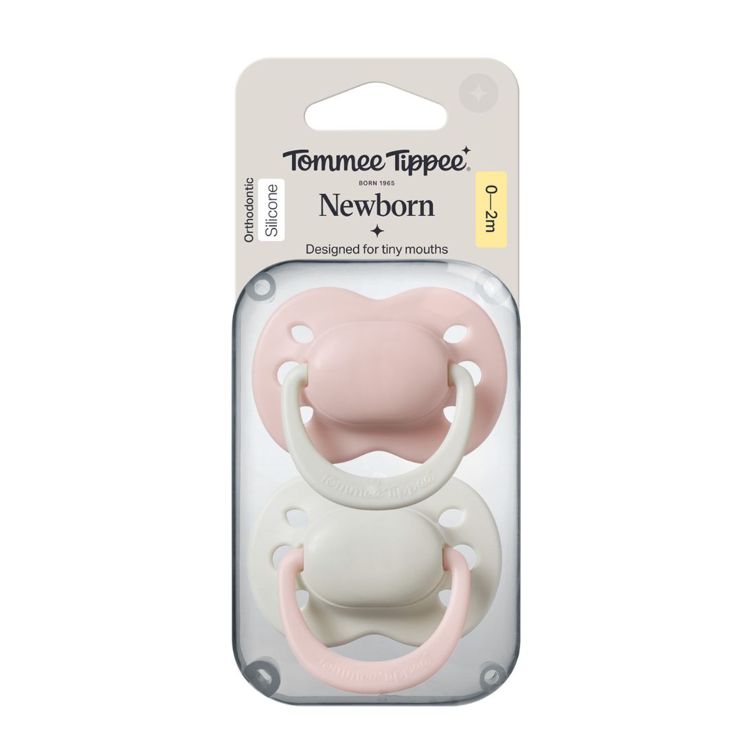 Tommee Tippee Newborn Soother, 0–2 Months, 2 Pack- Girl