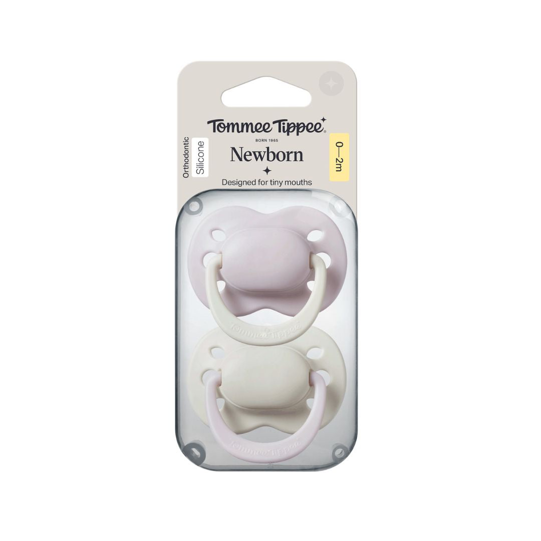 Tommee Tippee Newborn Soother, 0–2 Months, 2 Pack- Girl