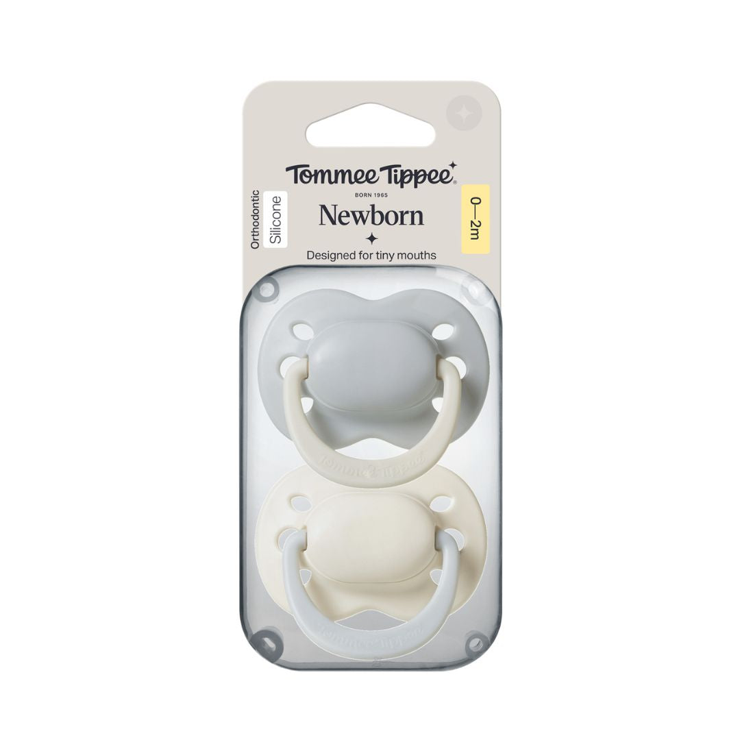 Tommee Tippee Newborn Soother, 0–2 Months, 2 Pack- Girl
