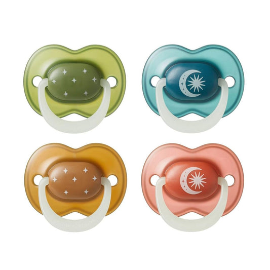 Tommee Tippee Night Glow Dummy 18 to 36 Months Pack of 4 BPA Free Silicone Baby Soother