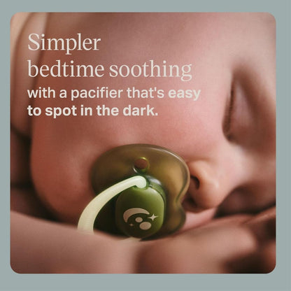 Tommee Tippee Night Glow Dummy 18 to 36 Months Pack of 4 BPA Free Silicone Baby Soother