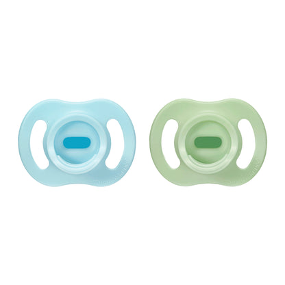 Tommee Tippee Ultra-Light StayPut Dummy, 0-6 Months, 2 Pack