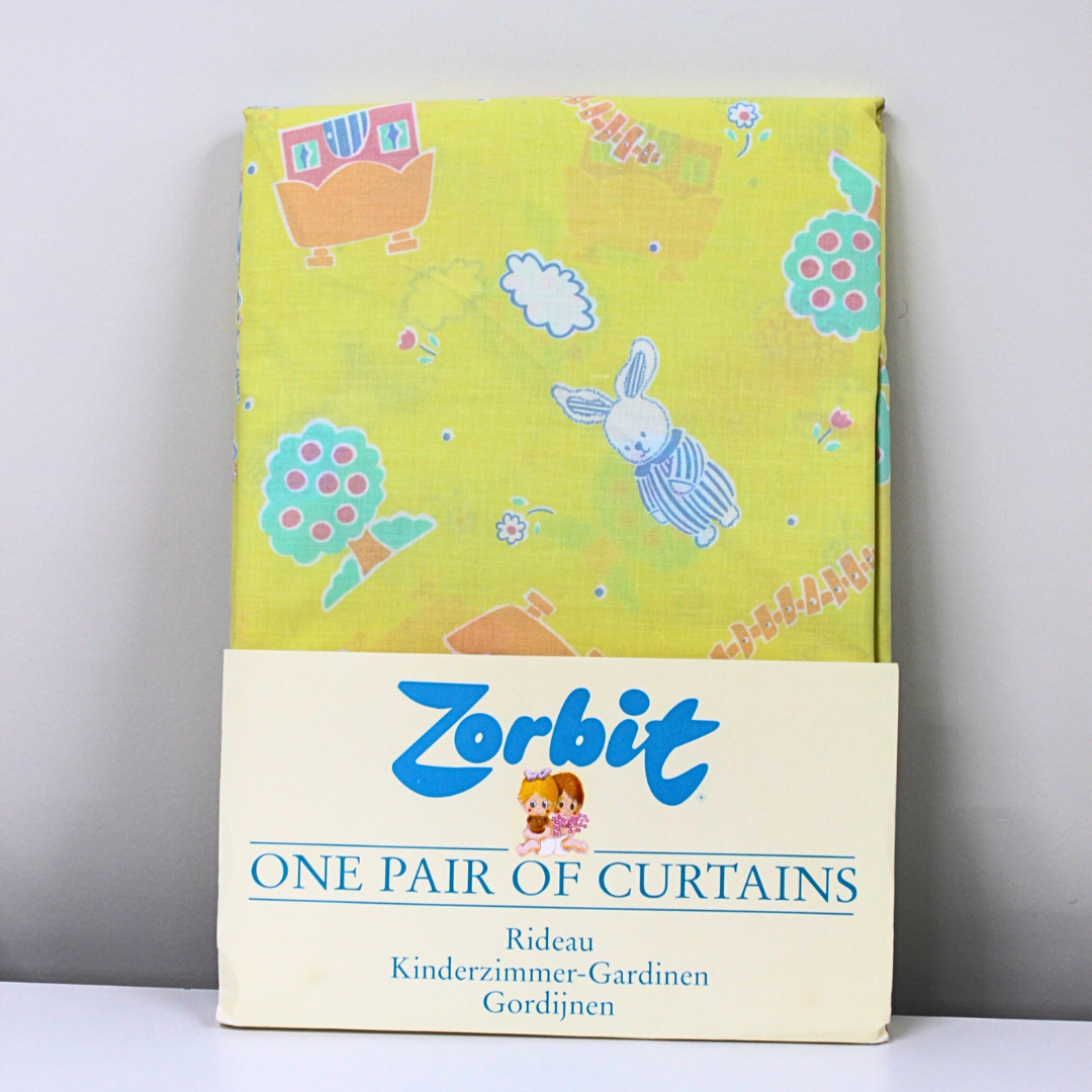 Zorbit Bobo curtain and tie back 66 x 72