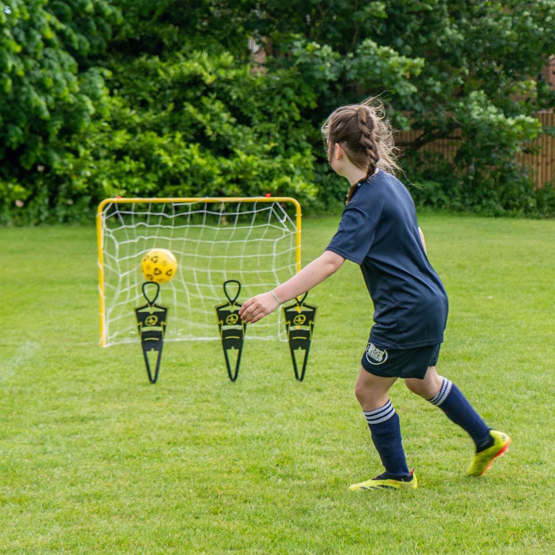 Kickmaster Ultimate Football Challenge set
