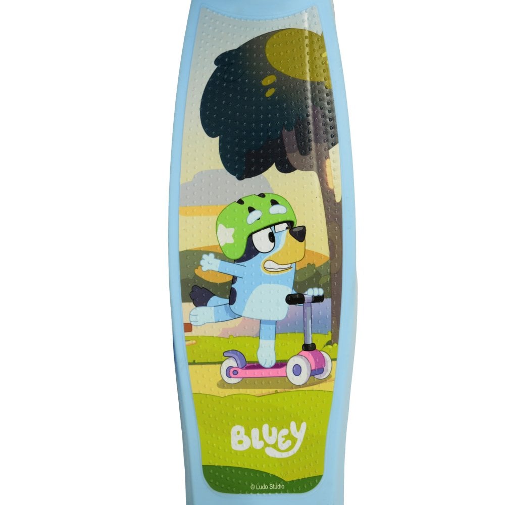 Bluey Tilt & Glo Scooter with Lights Adjustable 3-Wheel Design for Ages 3+