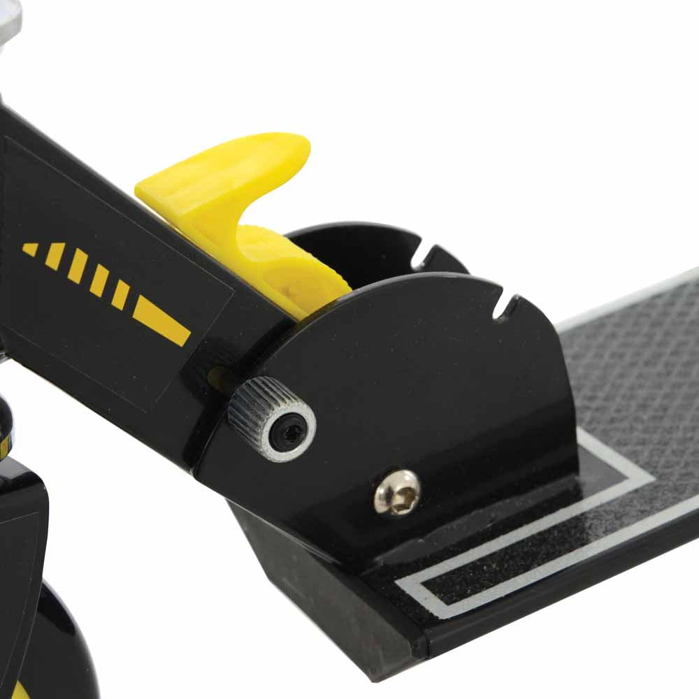 MV Sports Batman Folding In-line Scooter with Plaque